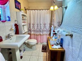101-16 32nd Ave, East Elmhurst NY 11369