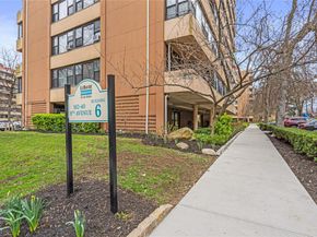 162-40 9th Avenue 3B, Beechhurst NY 11357