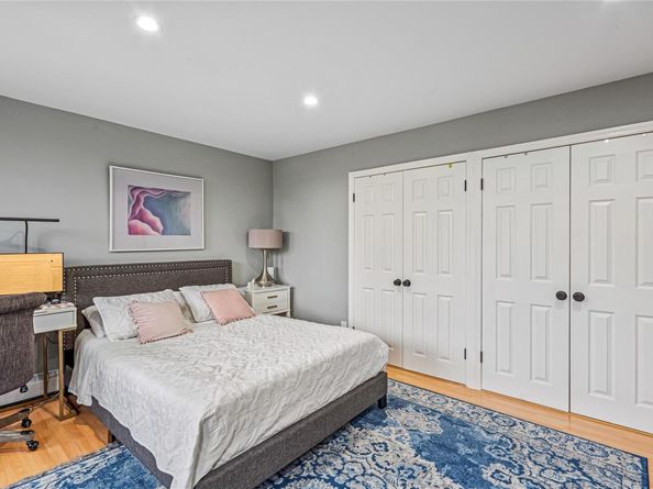 162-40 9th Avenue 3B, Beechhurst NY 11357