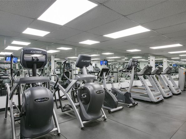 162-40 9th Avenue 3B, Beechhurst NY 11357