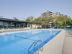 162-40 9th Avenue 3B, Beechhurst NY 11357