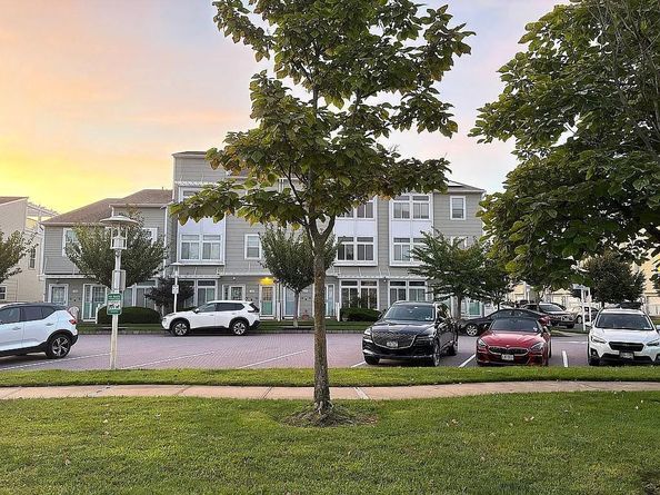 162 Commodore Circle E, Arverne NY 11692