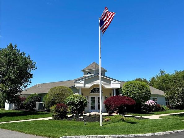 1403 Pebble Beach Path, Riverhead NY 11901