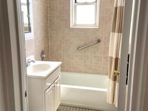 84-20 51 Avenue 5L, Elmhurst NY 11373