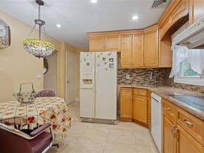 915 School Drive, Baldwin NY 11510