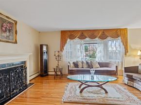 915 School Drive, Baldwin NY 11510