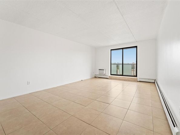 145 Valentine Lane 8D, Yonkers NY 10705