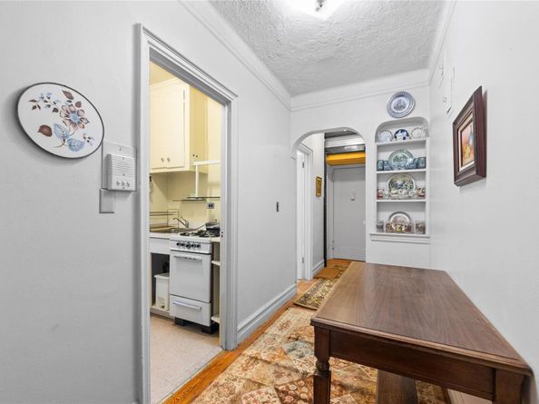 3000 Valentine Avenue 1D, Bronx NY 10458