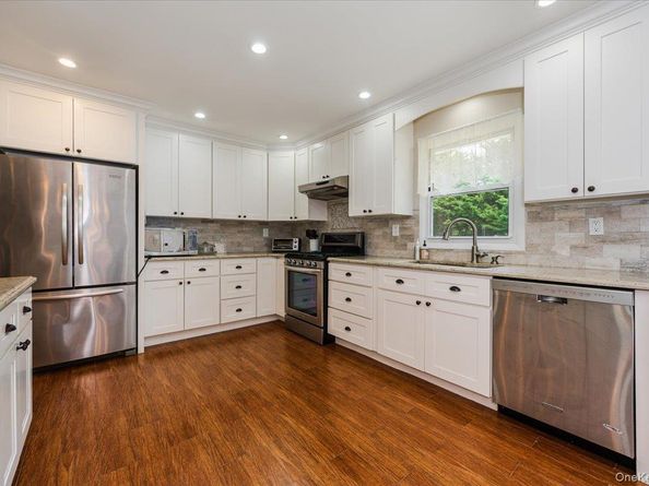 4200 Rocky Point Road, East Marion NY 11939