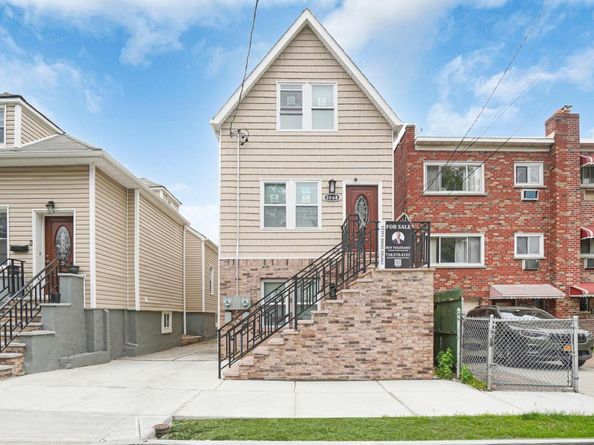 3964 Duryea Ave, Bronx NY 10466