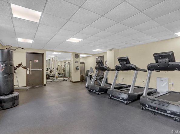 100 W Broadway 6Q, Long Beach NY 11561