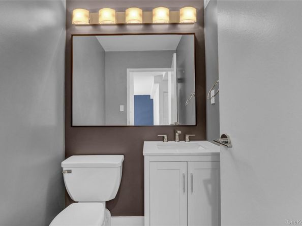 100 W Broadway 6Q, Long Beach NY 11561