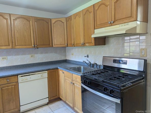94-31 59 Ave 4B, Elmhurst NY 11373
