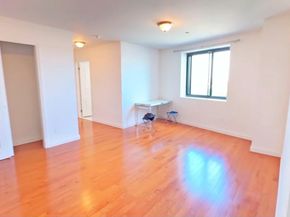 70-26 Queens Boulevard 10B, Woodside NY 11377