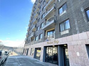 70-26 Queens Boulevard 10B, Woodside NY 11377