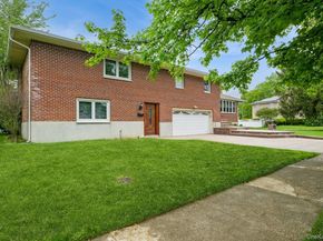 780 Regent Drive, Westbury NY 11590