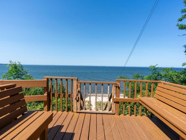 36 West Street, Northport NY 11768