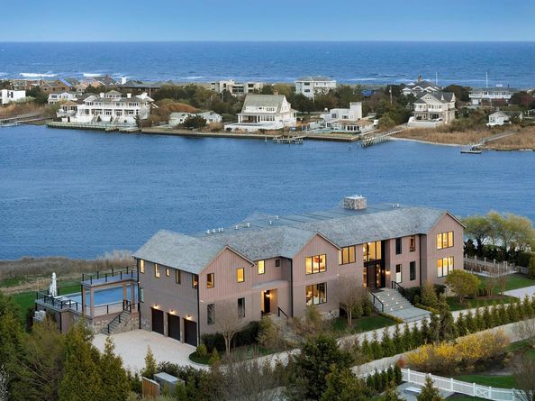 34 Westbridge Road, Westhampton Beach NY 11978