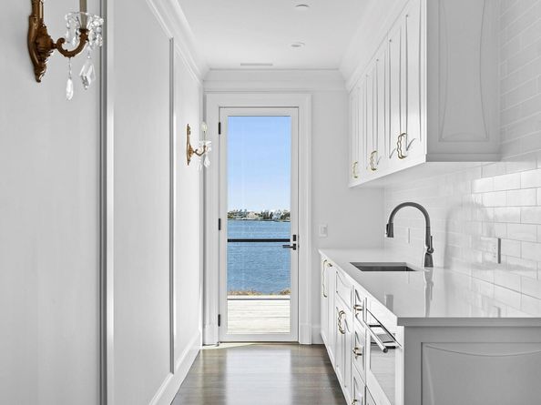 34 Westbridge Road, Westhampton Beach NY 11978