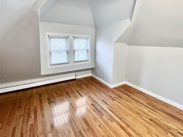 320 E 235th Street, Bronx NY 10470