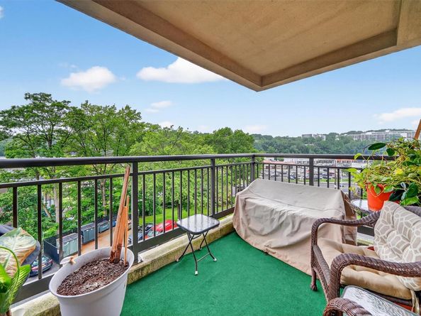 505 Central Avenue 408, White Plains NY 10606