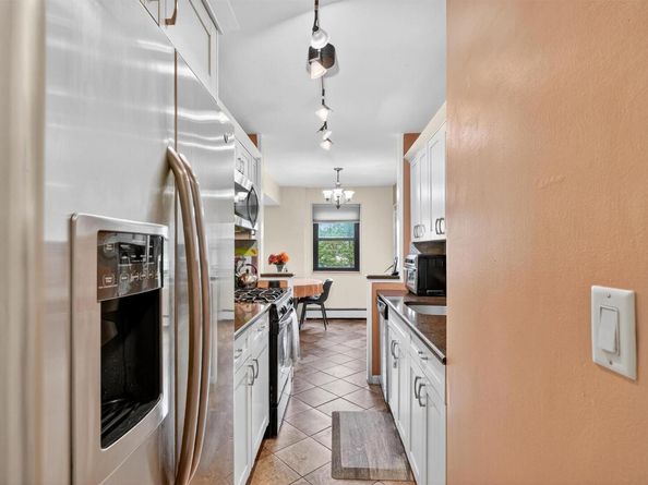 505 Central Avenue 408, White Plains NY 10606