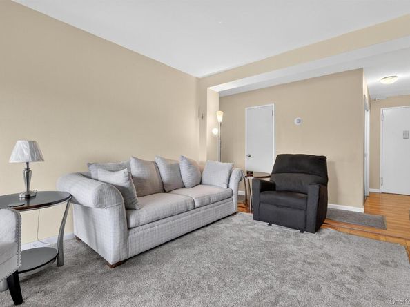 505 Central Avenue 408, White Plains NY 10606