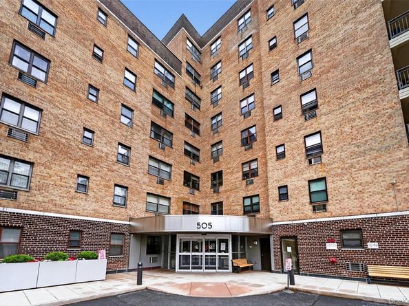 505 Central Avenue 408, White Plains NY 10606