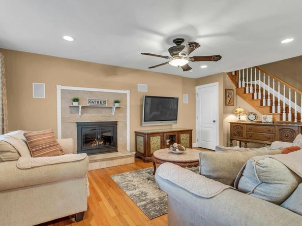 234 S Pershing Avenue, Bethpage NY 11714