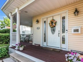 234 S Pershing Avenue, Bethpage NY 11714