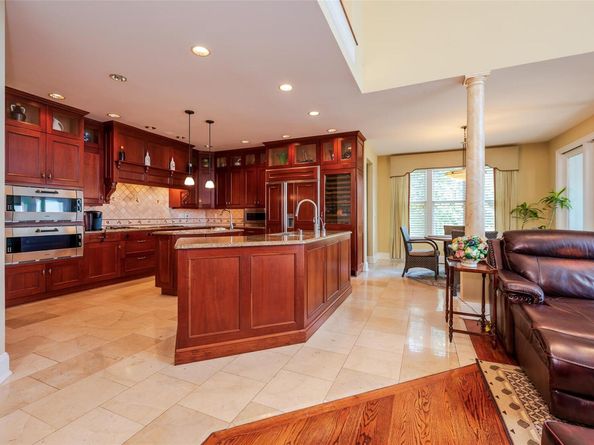 38 Pembroke Drive, Glen Cove NY 11542