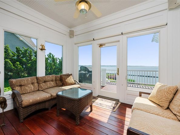38 Pembroke Drive, Glen Cove NY 11542