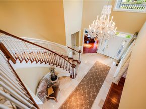 38 Pembroke Drive, Glen Cove NY 11542