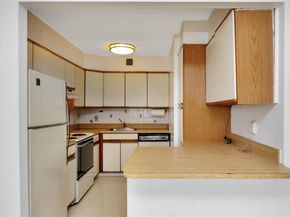 166-41 Powells Cove Boulevard 6A, Beechhurst NY 11357