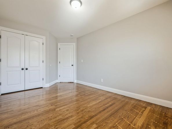413 Robyn Place, East Meadow NY 11554