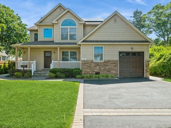 413 Robyn Place