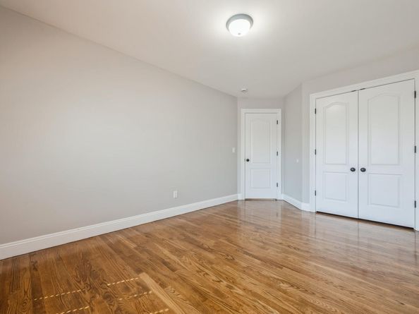 413 Robyn Place, East Meadow NY 11554