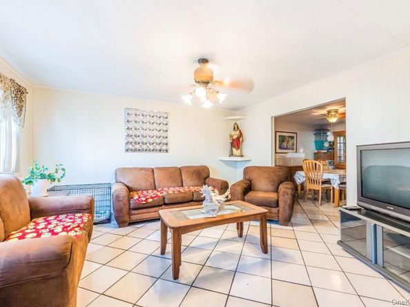 5883 57th Road, Maspeth NY 11378