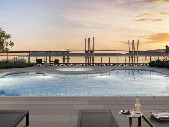 4 Lighthouse Landing TH21, Sleepy Hollow NY 10591