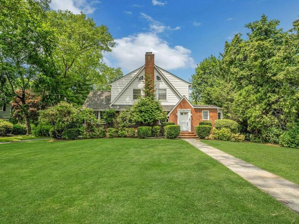 11 Oxford Road, White Plains NY 10605