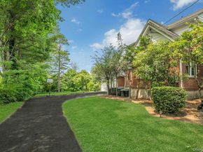 11 Oxford Road, White Plains NY 10605