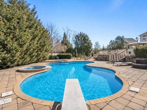 22 Turnberry Court, Dix Hills NY 11746