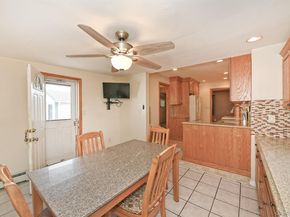 120 E Zoranne Drive, Farmingdale NY 11735