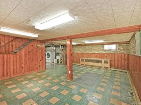 120 E Zoranne Drive, Farmingdale NY 11735