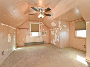 120 E Zoranne Drive, Farmingdale NY 11735