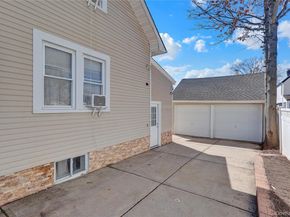 26 Hilbert Street, Hempstead NY 11550