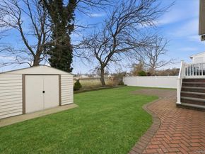 557 Southside Avenue, Freeport NY 11520