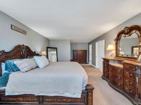 21 Burwood Lane, Coram NY 11727