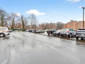 98 Pearsall Drive 1A, Mount Vernon NY 10552