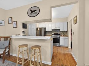 66 Cocks Lane, Locust Valley NY 11560